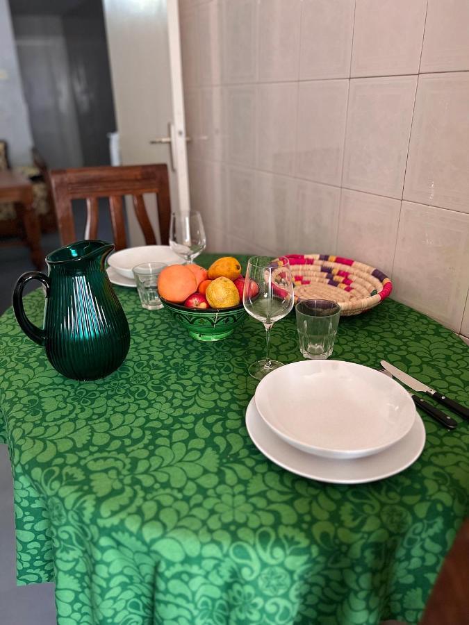 Bed & Breakfast In Designer Appartement Casablanca Esterno foto